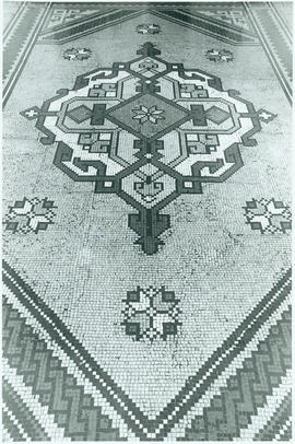 Detalhe do piso de mosaicos franceses do Pavilhão Mourisco. Rio de Janeiro