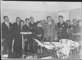 Carlos Lindemberg e outros durante a inauguração do Sanatório Getúlio Vargas