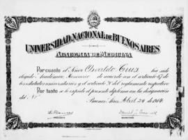 Fotografia do diploma que nomeia Oswaldo Cruz como acadêmico honorário da Academia de Medicina da...